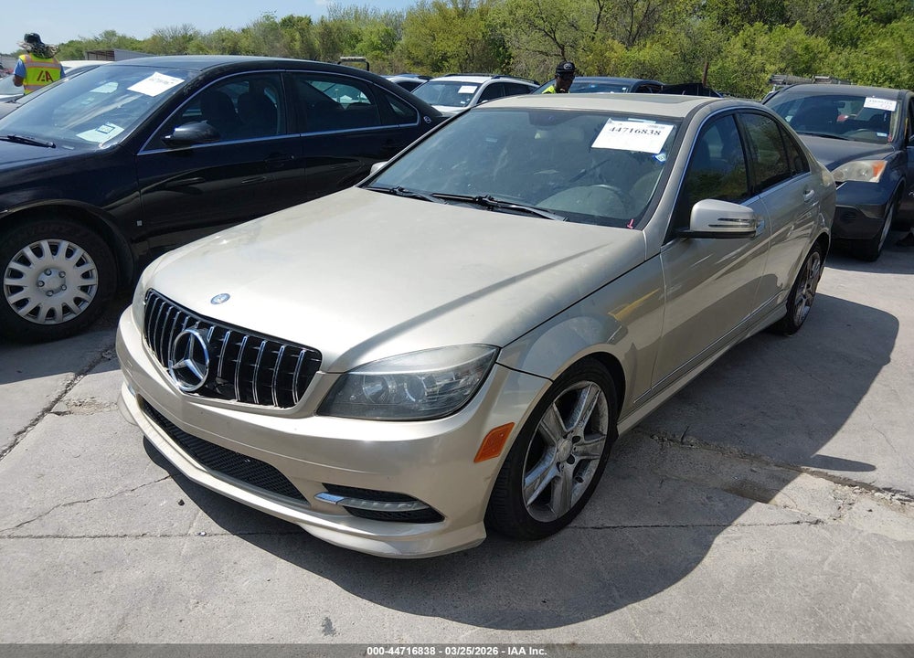 2011 MERCEDES-BENZ C 300 SPORT VIN: WDDGF5EB9BF632442