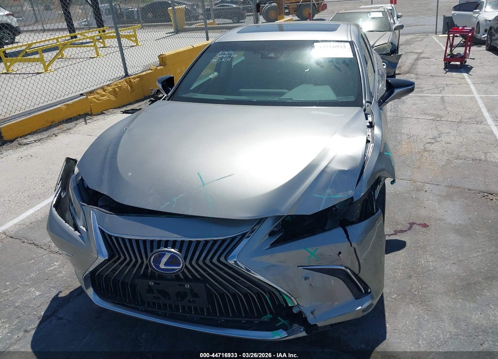 2021 LEXUS ES 300H LUXURY VIN: 58AEA1C13MU006827