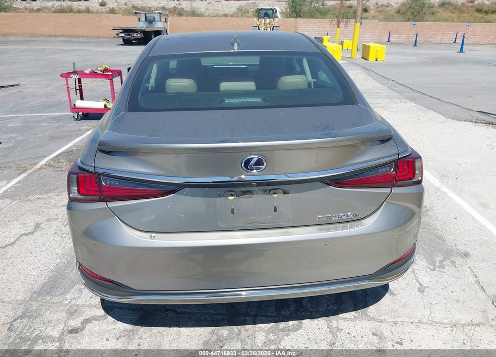 2021 LEXUS ES 300H LUXURY VIN: 58AEA1C13MU006827