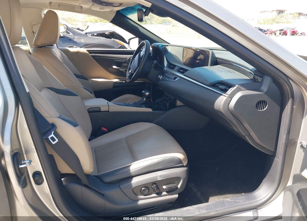 2021 LEXUS ES 300H LUXURY VIN: 58AEA1C13MU006827