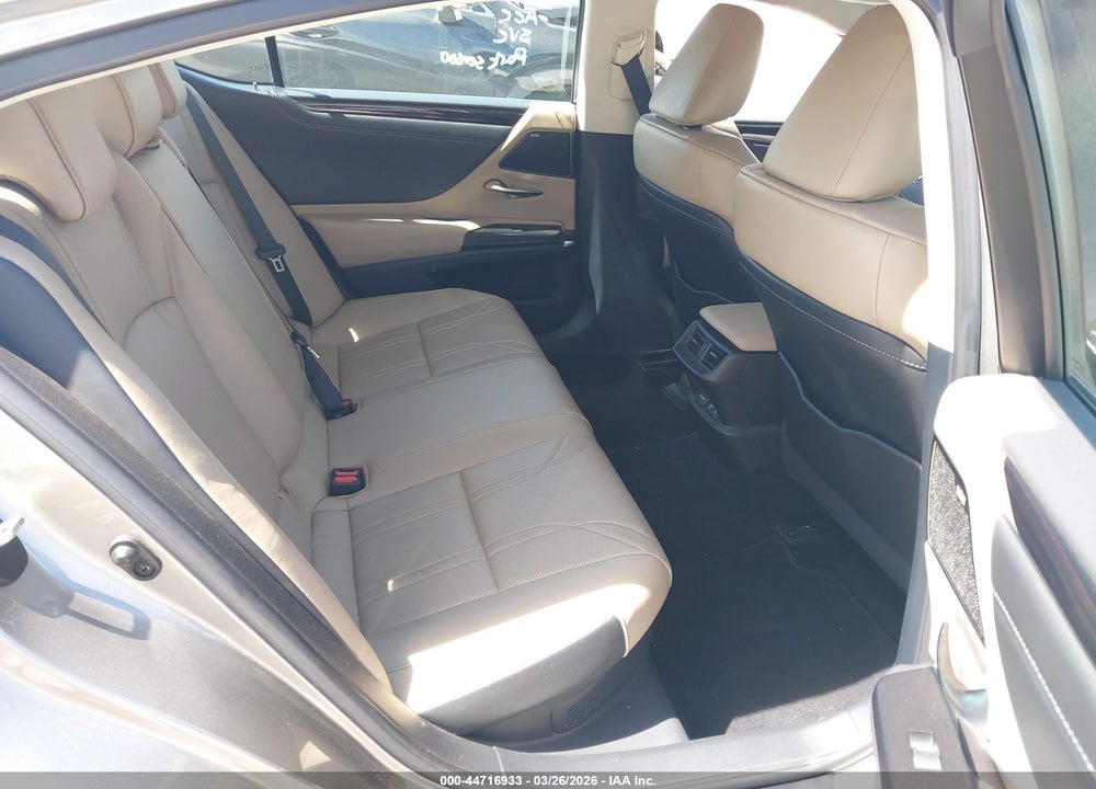 2021 LEXUS ES 300H LUXURY VIN: 58AEA1C13MU006827