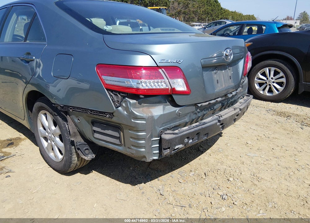 2010 TOYOTA CAMRY LE VIN: 4T1BF3EK7AU575625