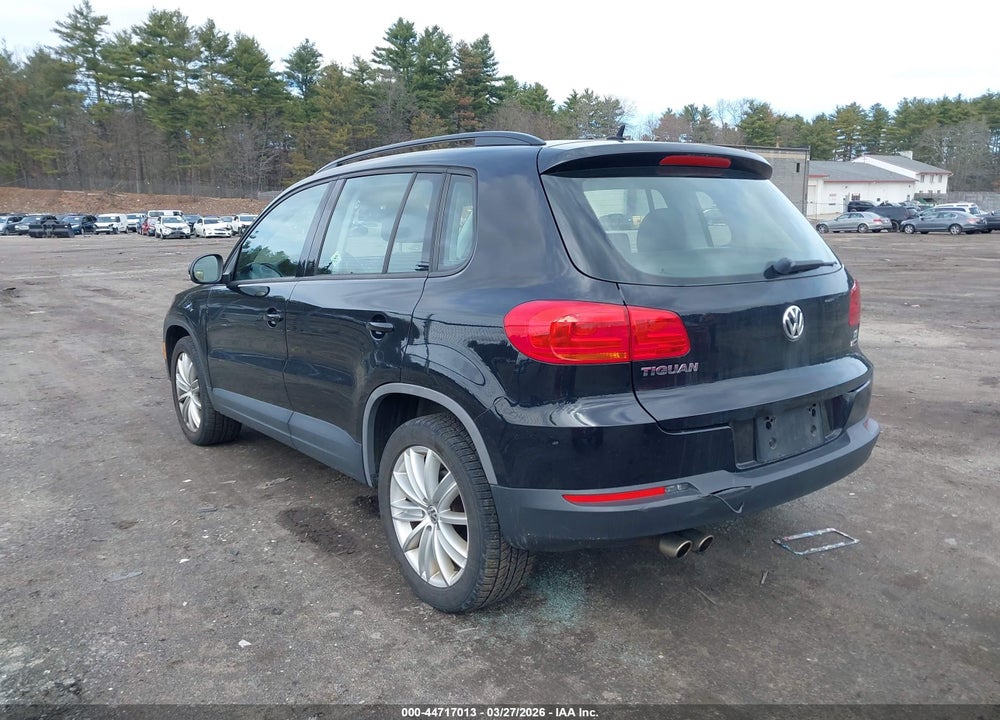 2016 VOLKSWAGEN TIGUAN S VIN: WVGBV7AX0GW530096