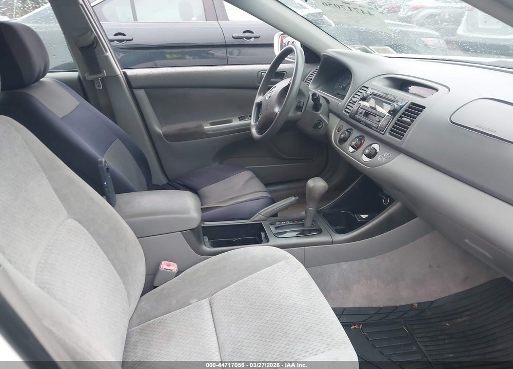 2004 TOYOTA CAMRY LE VIN: 4T1BE32K44U313881