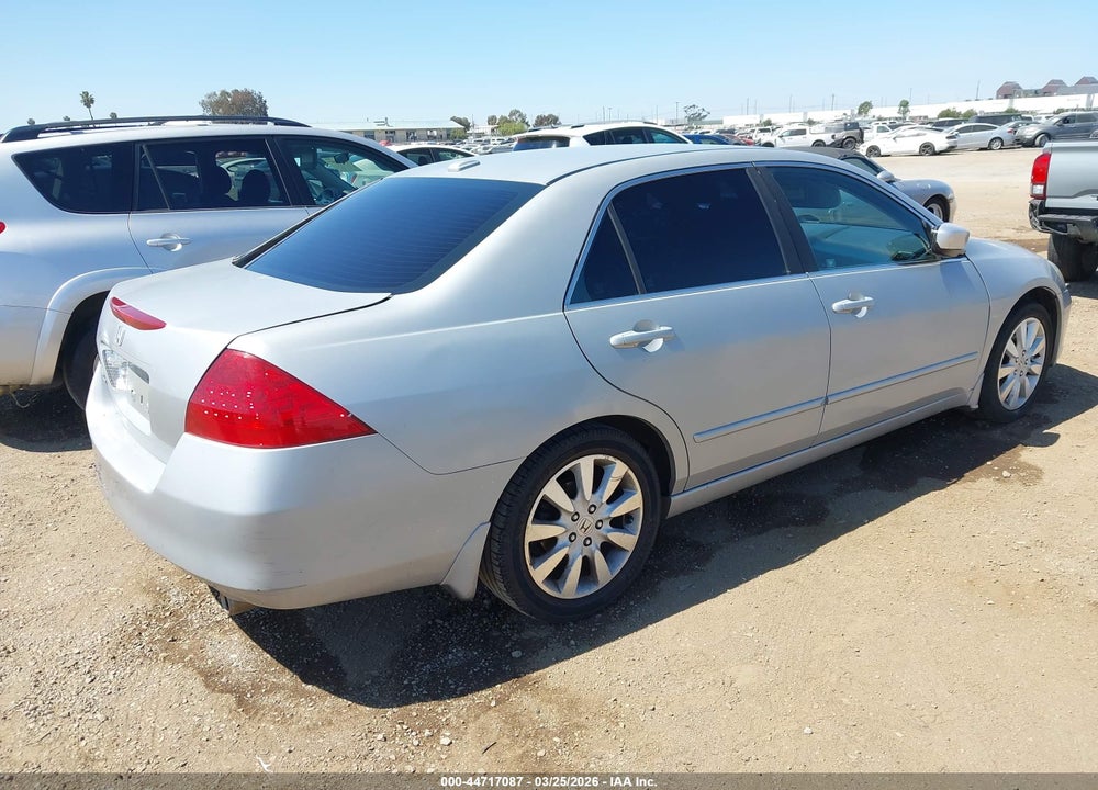 2007 HONDA ACCORD 3.0 EX VIN: 1HGCM66517A001588