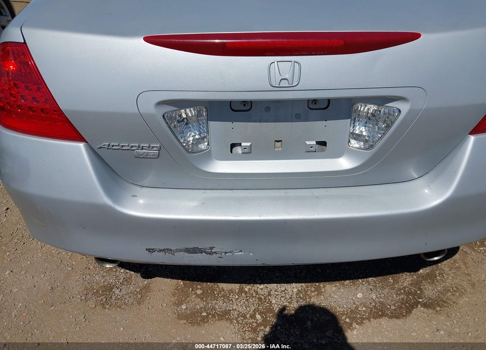 2007 HONDA ACCORD 3.0 EX VIN: 1HGCM66517A001588