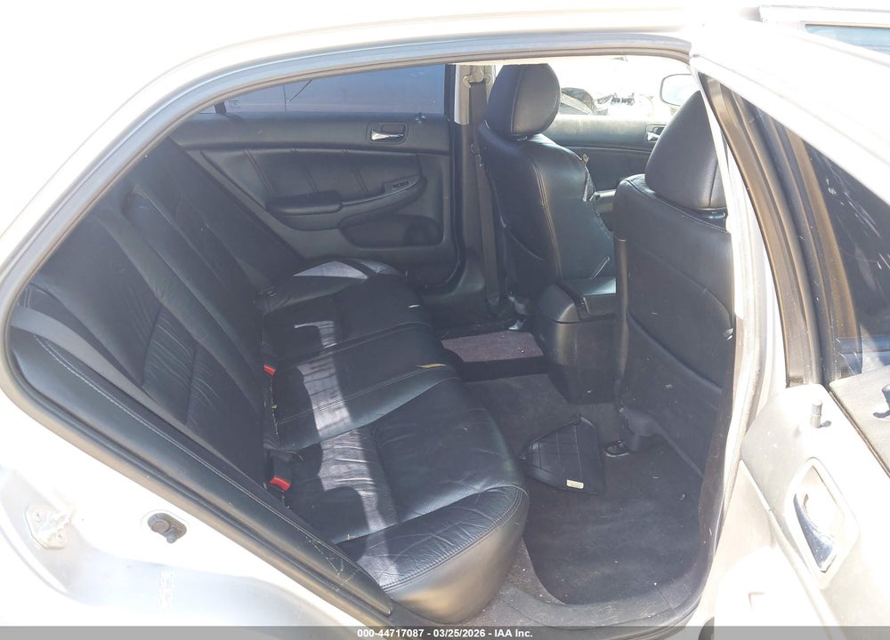 2007 HONDA ACCORD 3.0 EX VIN: 1HGCM66517A001588