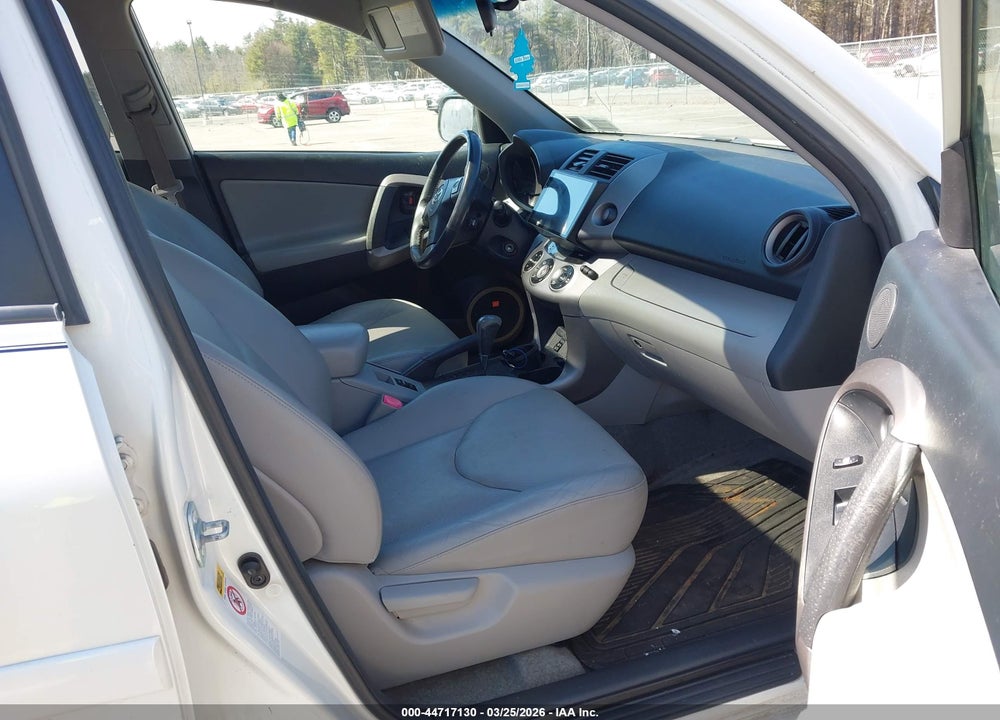 2007 TOYOTA RAV4 LIMITED VIN: JTMBD31V875111742