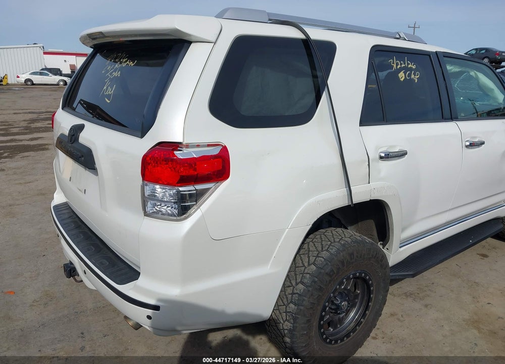 2011 TOYOTA 4RUNNER SR5 V6 VIN: JTEBU5JR0B5056450