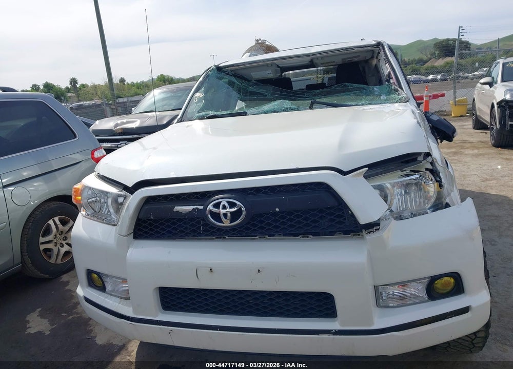 2011 TOYOTA 4RUNNER SR5 V6 VIN: JTEBU5JR0B5056450