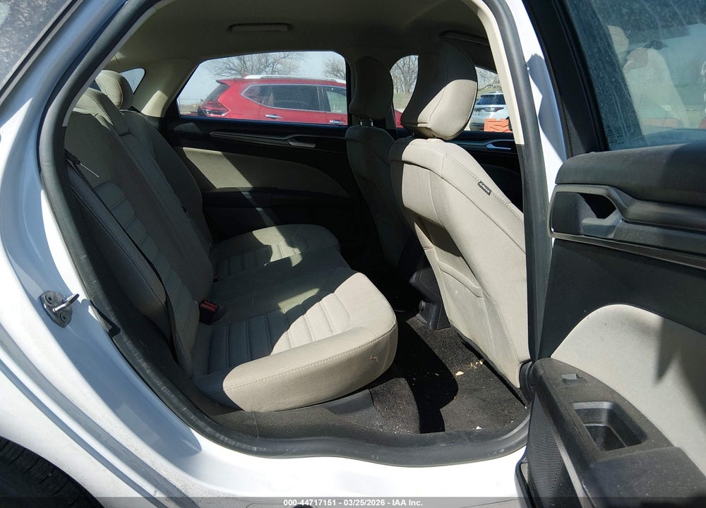 2018 FORD FUSION S VIN: 3FA6P0G77JR186510