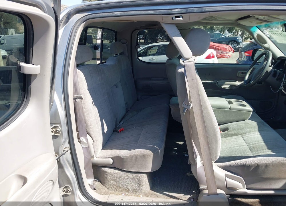 2002 TOYOTA TUNDRA SR5 V8 VIN: 5TBRT34102S235395
