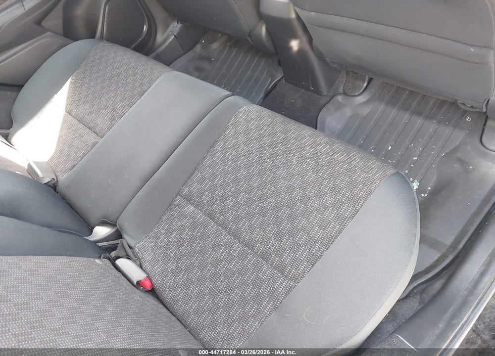 2016 HONDA FIT LX VIN: JHMGK5H51GS008594