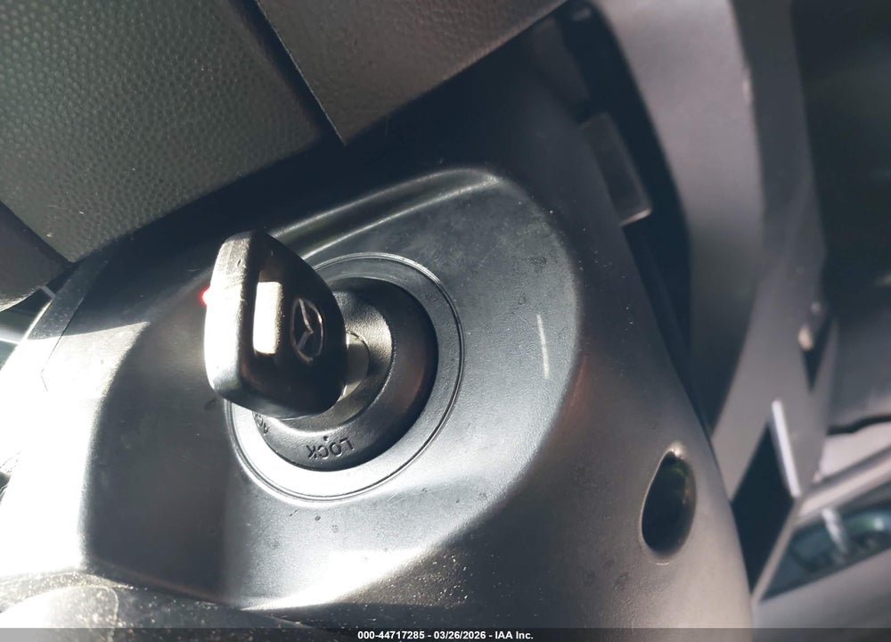 2011 MAZDA 3 VIN: JM1BL1UG7B1402446