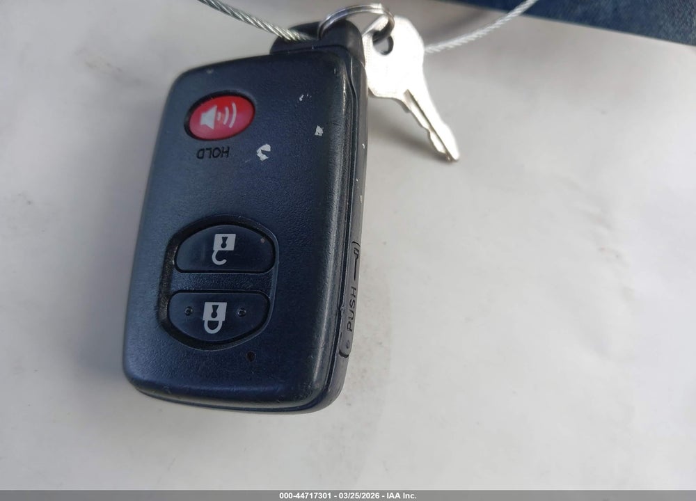 2015 TOYOTA PRIUS TWO VIN: JTDKN3DUXF0446092