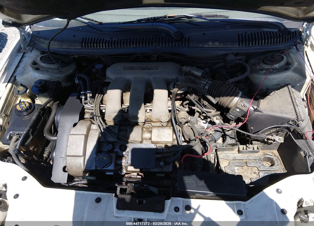 1998 FORD TAURUS LX/SE VIN: 1FAFP52S2WA125737