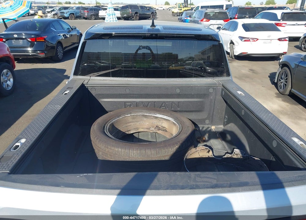 2023 RIVIAN R1T ADVENTURE QUAD MOTOR LARGE PACK VIN: 7FCTGAAA7PN017830