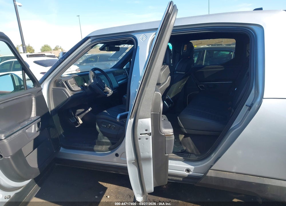 2023 RIVIAN R1T ADVENTURE QUAD MOTOR LARGE PACK VIN: 7FCTGAAA7PN017830