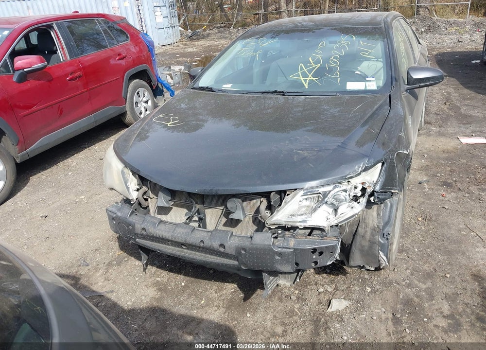 2014 TOYOTA CAMRY HYBRID LE VIN: 4T1BD1FK2EU125718