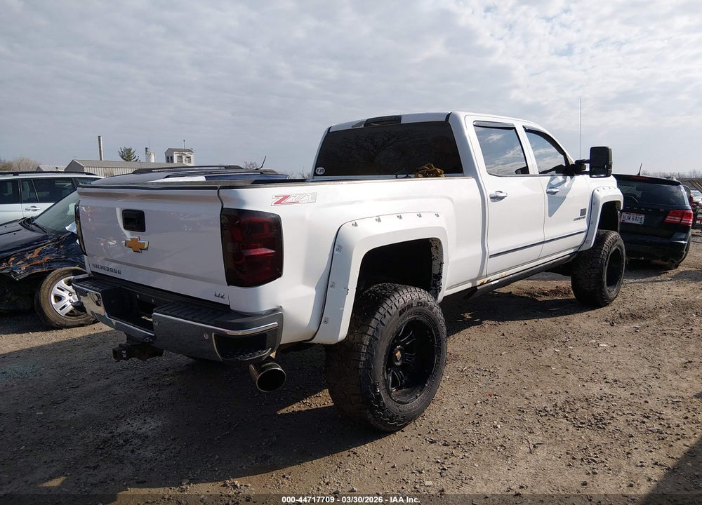 2015 CHEVROLET SILVERADO 2500HD LTZ VIN: 1GC1KWE86FF101789