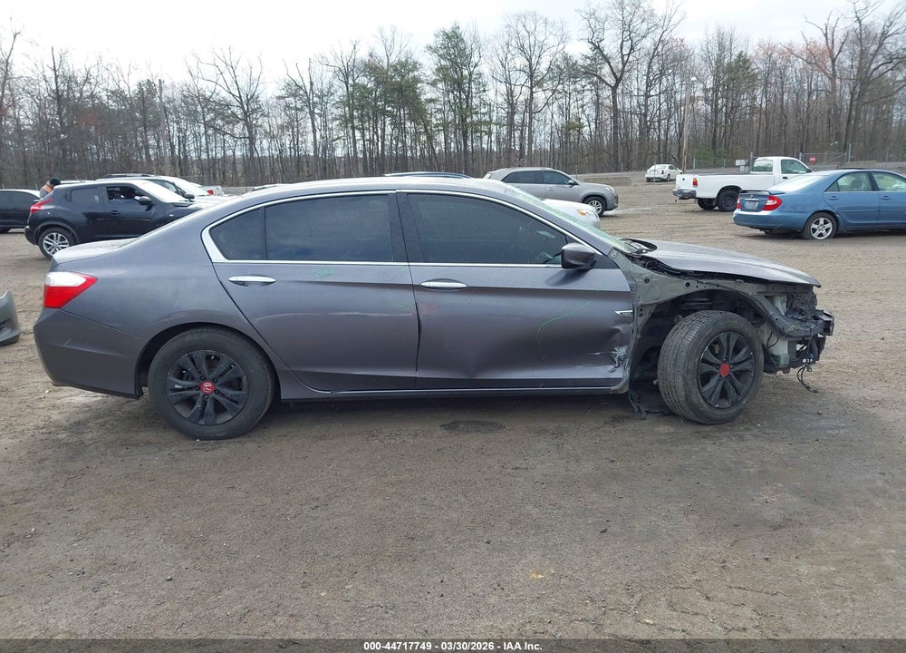 2015 HONDA ACCORD LX VIN: 1HGCR2F39FA221407