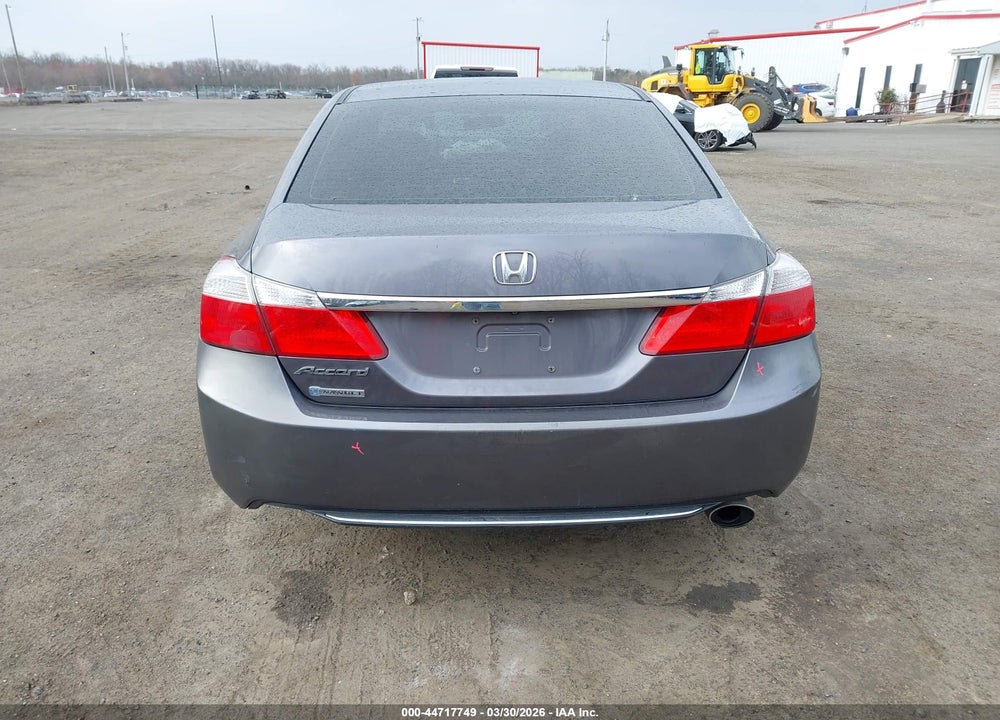 2015 HONDA ACCORD LX VIN: 1HGCR2F39FA221407