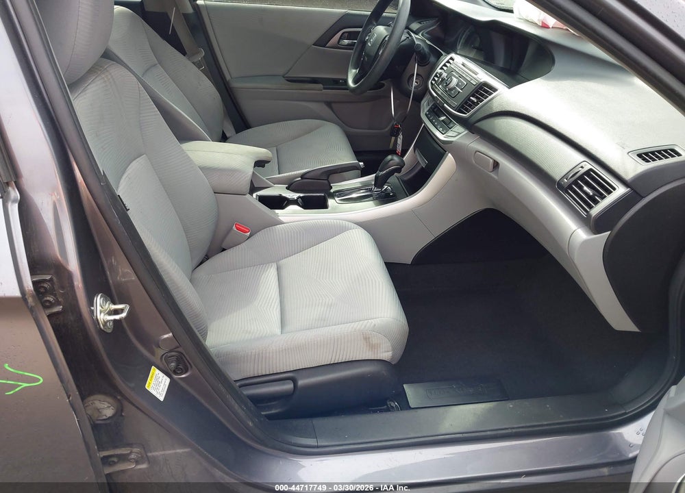 2015 HONDA ACCORD LX VIN: 1HGCR2F39FA221407