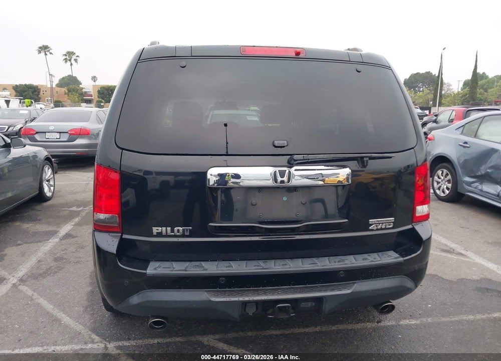 2014 HONDA PILOT TOURING VIN: 5FNYF4H95EB035248
