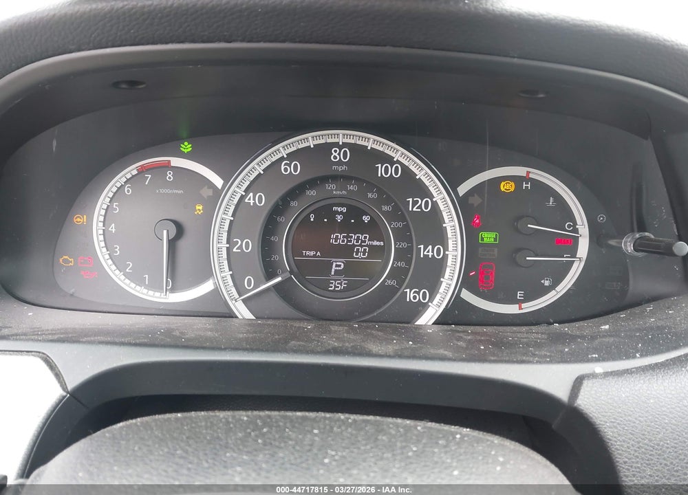 2015 HONDA ACCORD LX VIN: 1HGCR2F30FA167320
