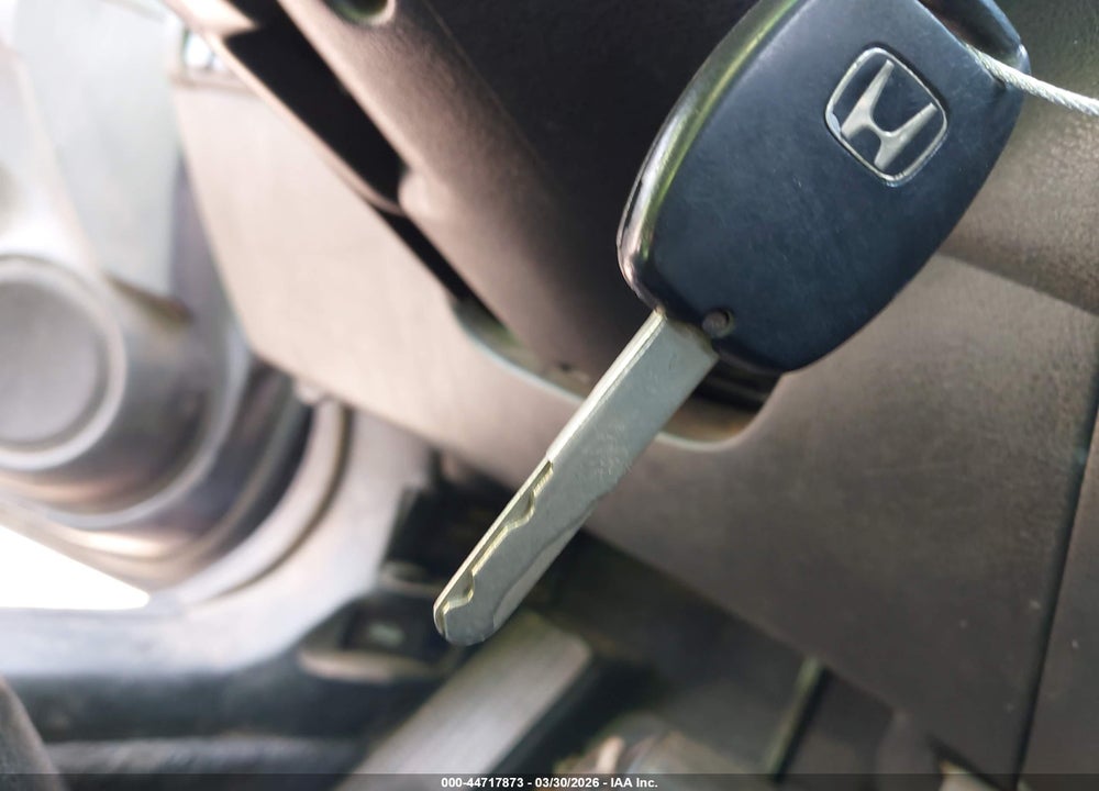 2007 HONDA ACCORD 3.0 EX VIN: 1HGCM82737A001501