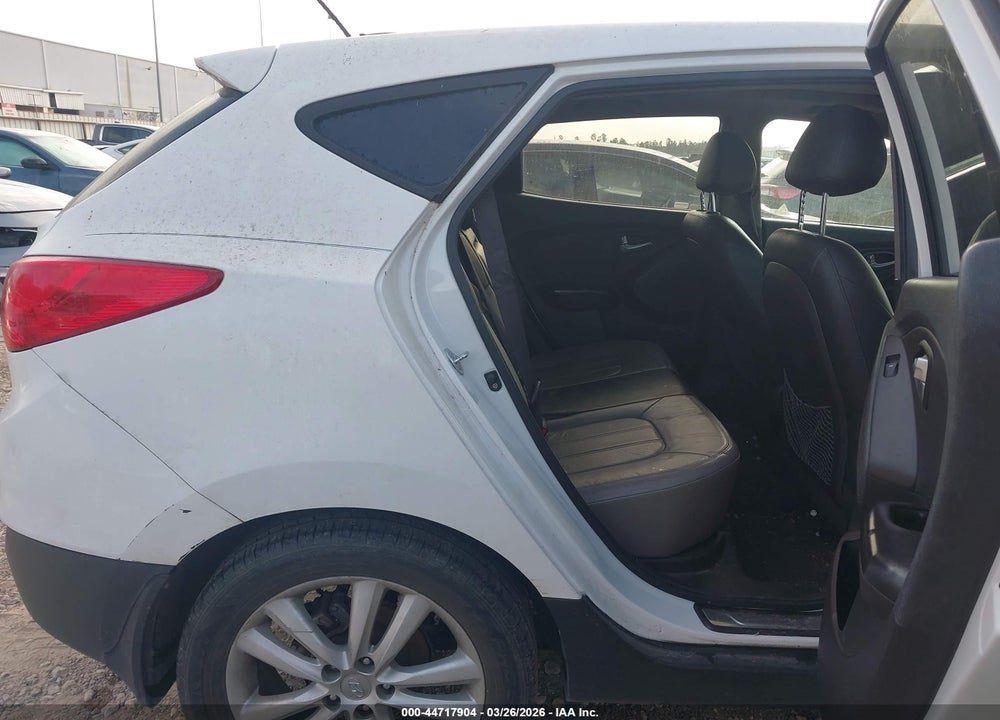2013 HYUNDAI TUCSON LIMITED VIN: KM8JU3ACXDU772146