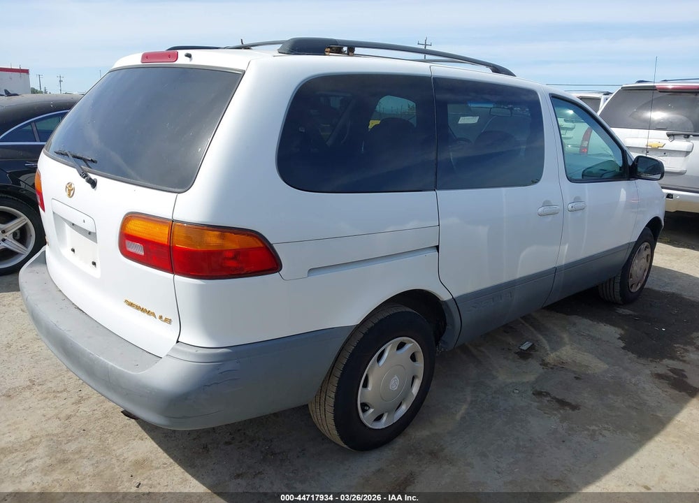 1999 TOYOTA SIENNA LE VIN: 4T3ZF13C5XU096344