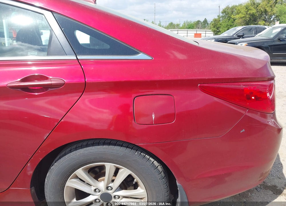 2011 HYUNDAI SONATA GLS VIN: 5NPEB4AC4BH145239