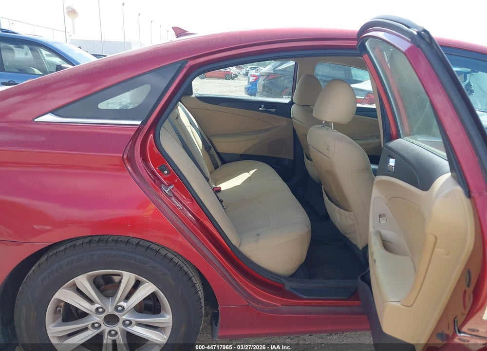 2011 HYUNDAI SONATA GLS VIN: 5NPEB4AC4BH145239