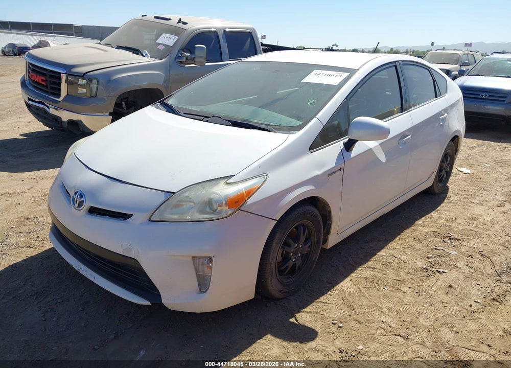 2013 TOYOTA PRIUS TWO VIN: JTDKN3DU0D5552440
