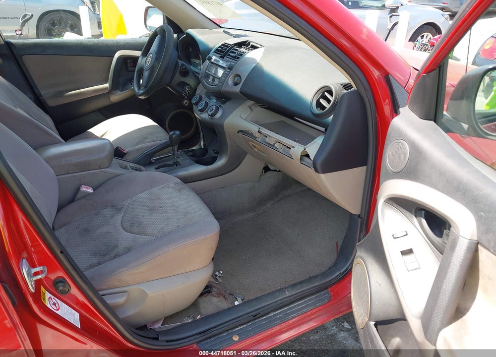 2006 TOYOTA RAV4 VIN: JTMZD33V466007401