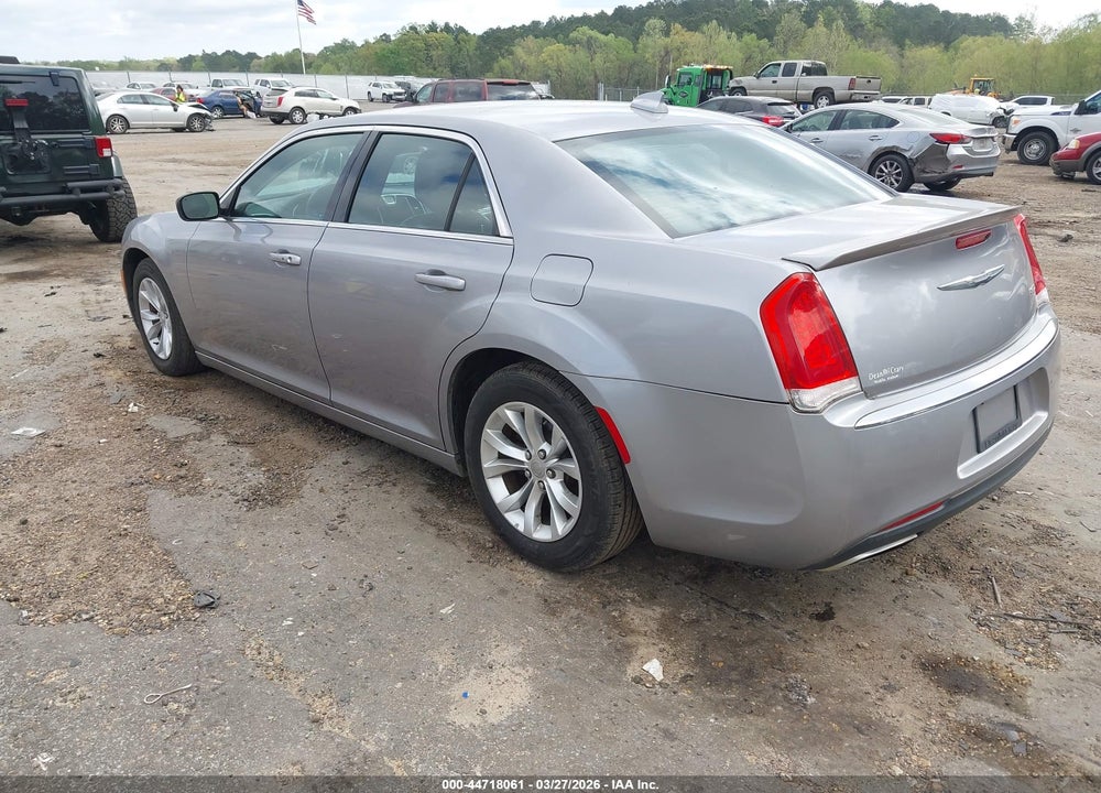 2015 CHRYSLER 300 LIMITED VIN: 2C3CCAAG8FH791876