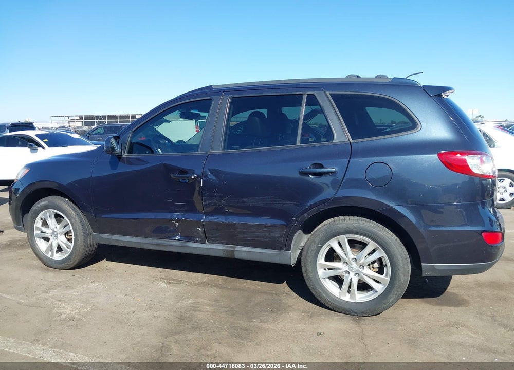 2011 HYUNDAI SANTA FE SE VIN: 5XYZH4AGXBG065602