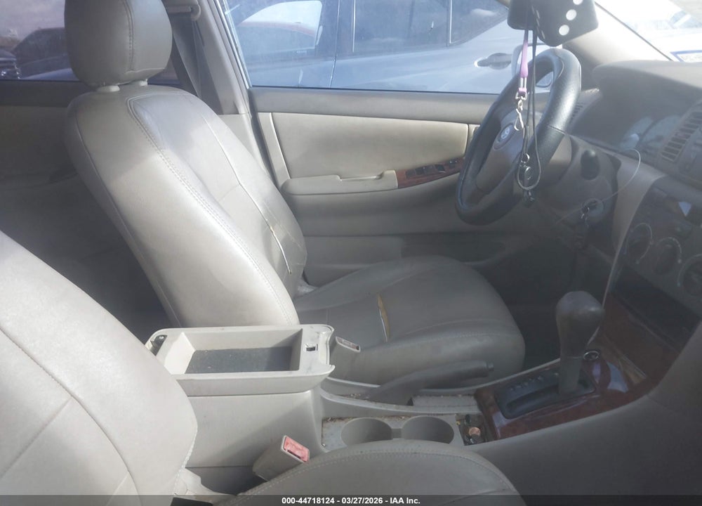 2003 TOYOTA COROLLA LE VIN: JTDBR32E530017521