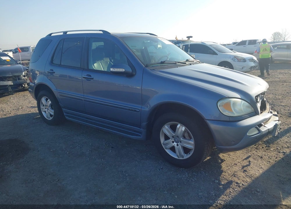 2005 MERCEDES-BENZ ML 500 4MATIC VIN: 4JGAB75E25A550678