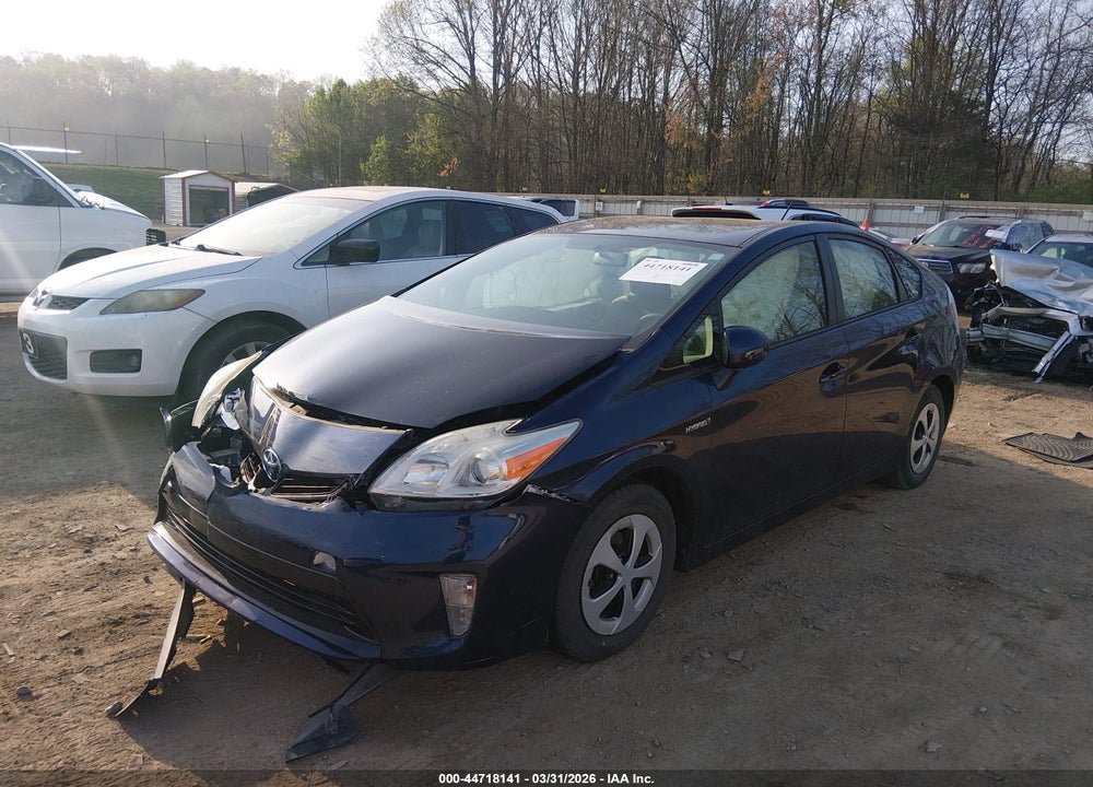 2015 TOYOTA PRIUS TWO VIN: JTDKN3DU8F0401622