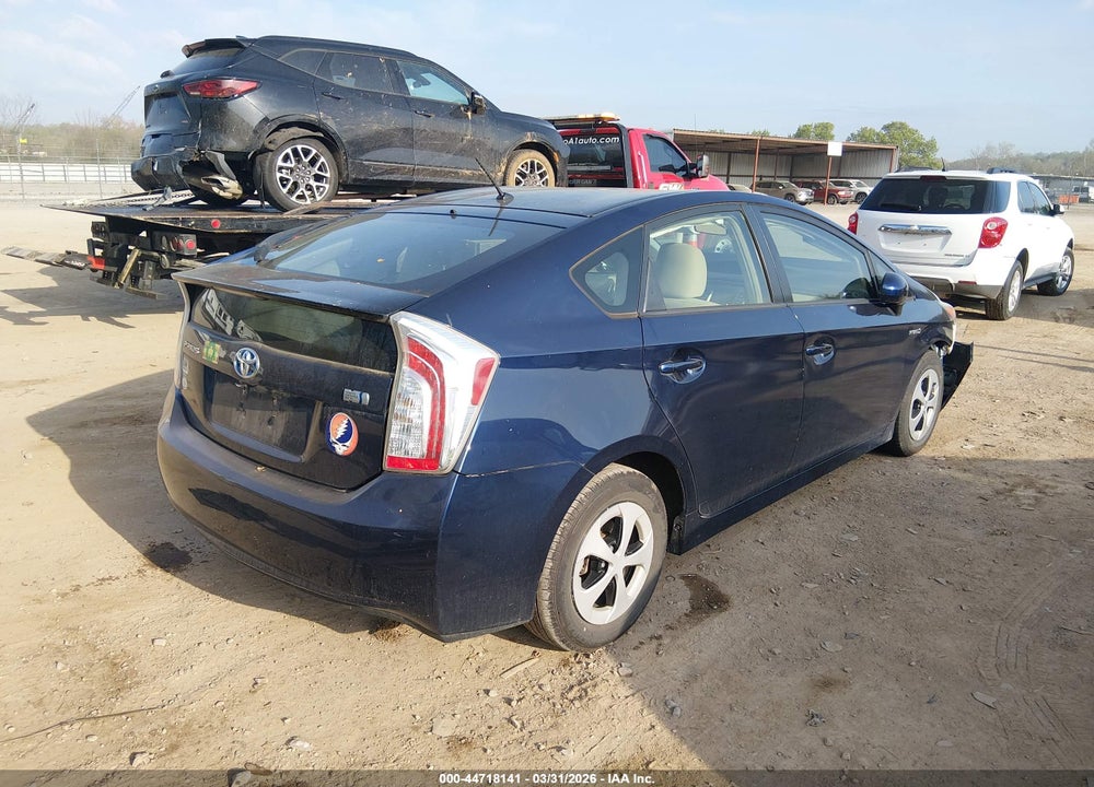 2015 TOYOTA PRIUS TWO VIN: JTDKN3DU8F0401622