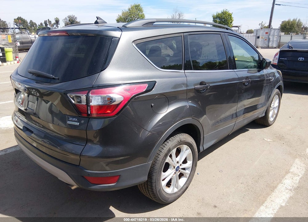 2018 FORD ESCAPE SEL VIN: 1FMCU0HD2JUA85857