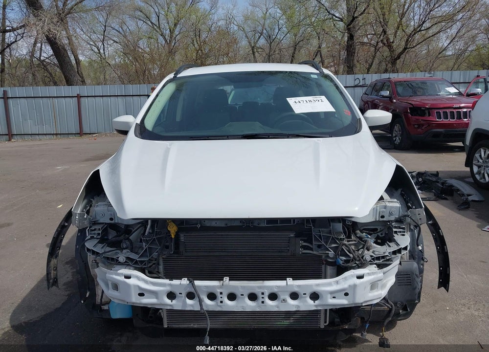 2018 FORD ESCAPE SE VIN: 1FMCU9GD1JUA23288
