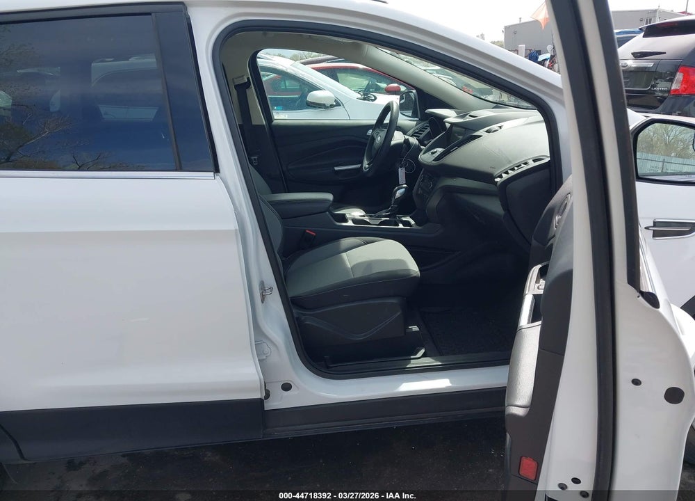 2018 FORD ESCAPE SE VIN: 1FMCU9GD1JUA23288