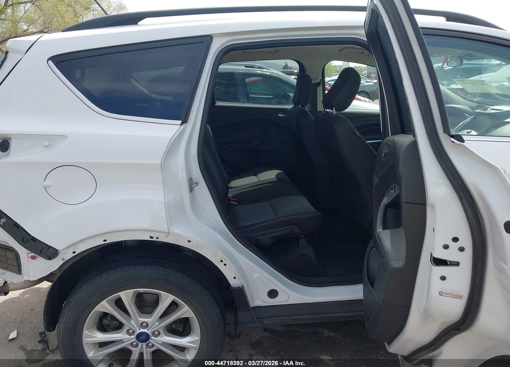 2018 FORD ESCAPE SE VIN: 1FMCU9GD1JUA23288
