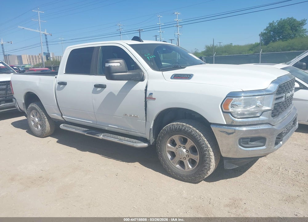 2024 RAM 2500 BIG HORN  4X4 6'4 BOX VIN: 3C6UR5DL2RG154220