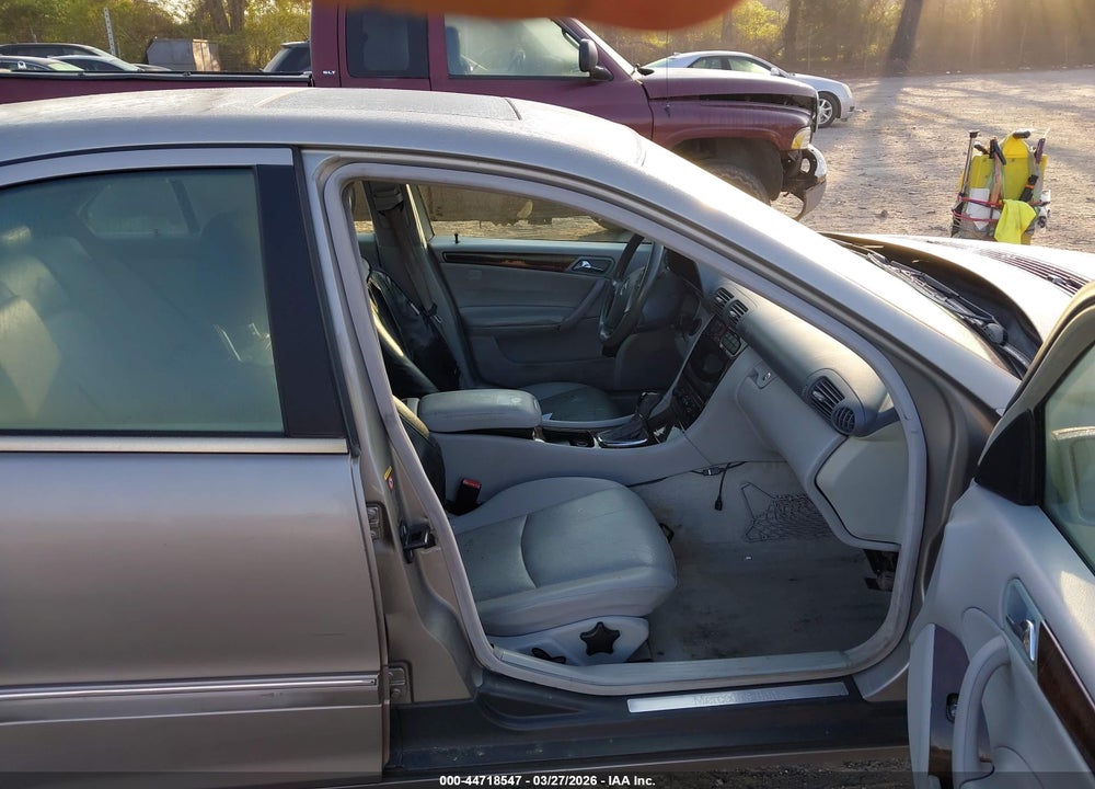 2003 MERCEDES-BENZ C 240 VIN: WDBRF61JX3F361705