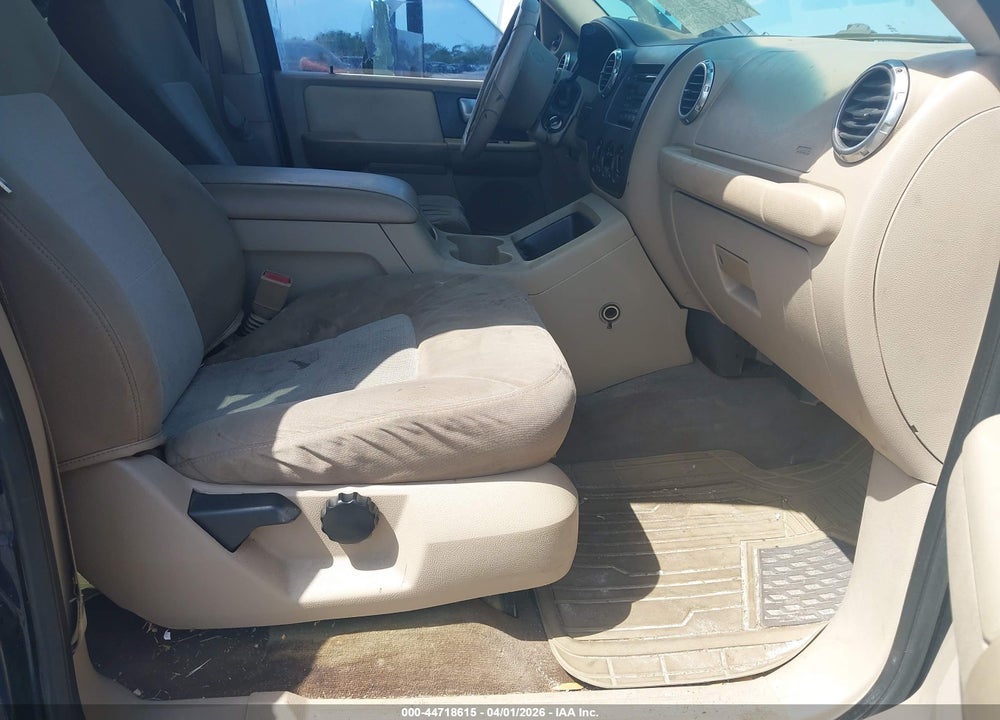2003 FORD EXPEDITION XLT VIN: 1FMRU15W63LA28821