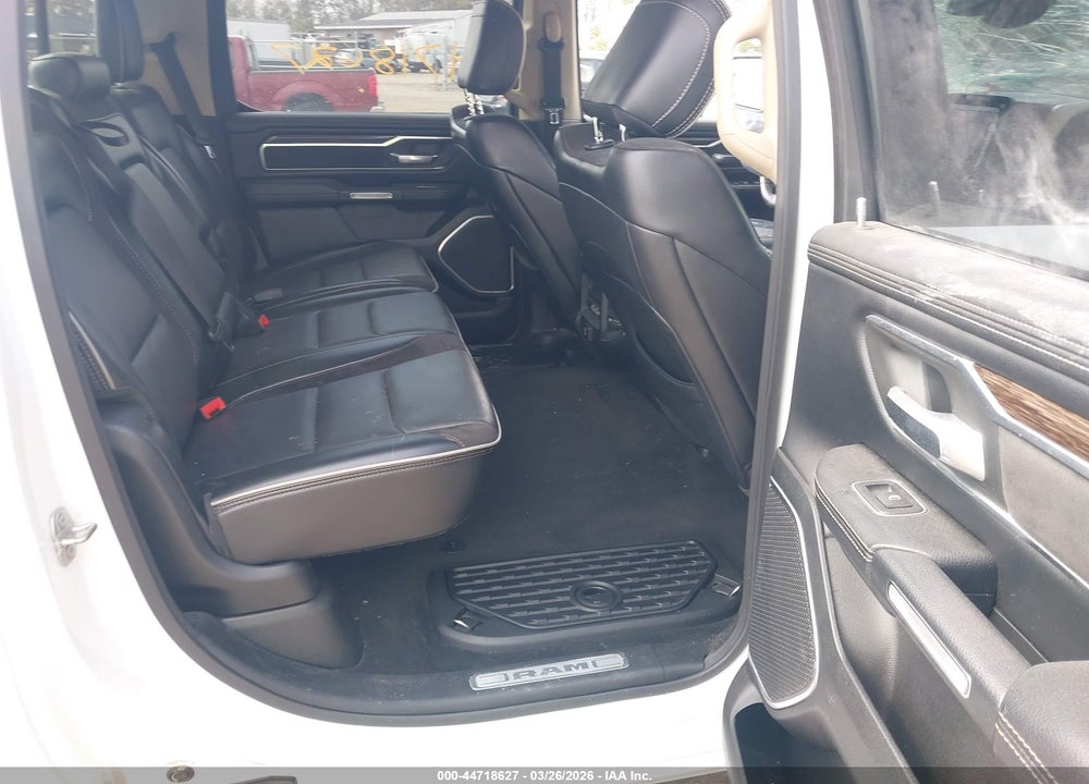 2020 RAM 1500 LAIE  4X4 5'7 BOX VIN: 1C6SRFJT6LN178648